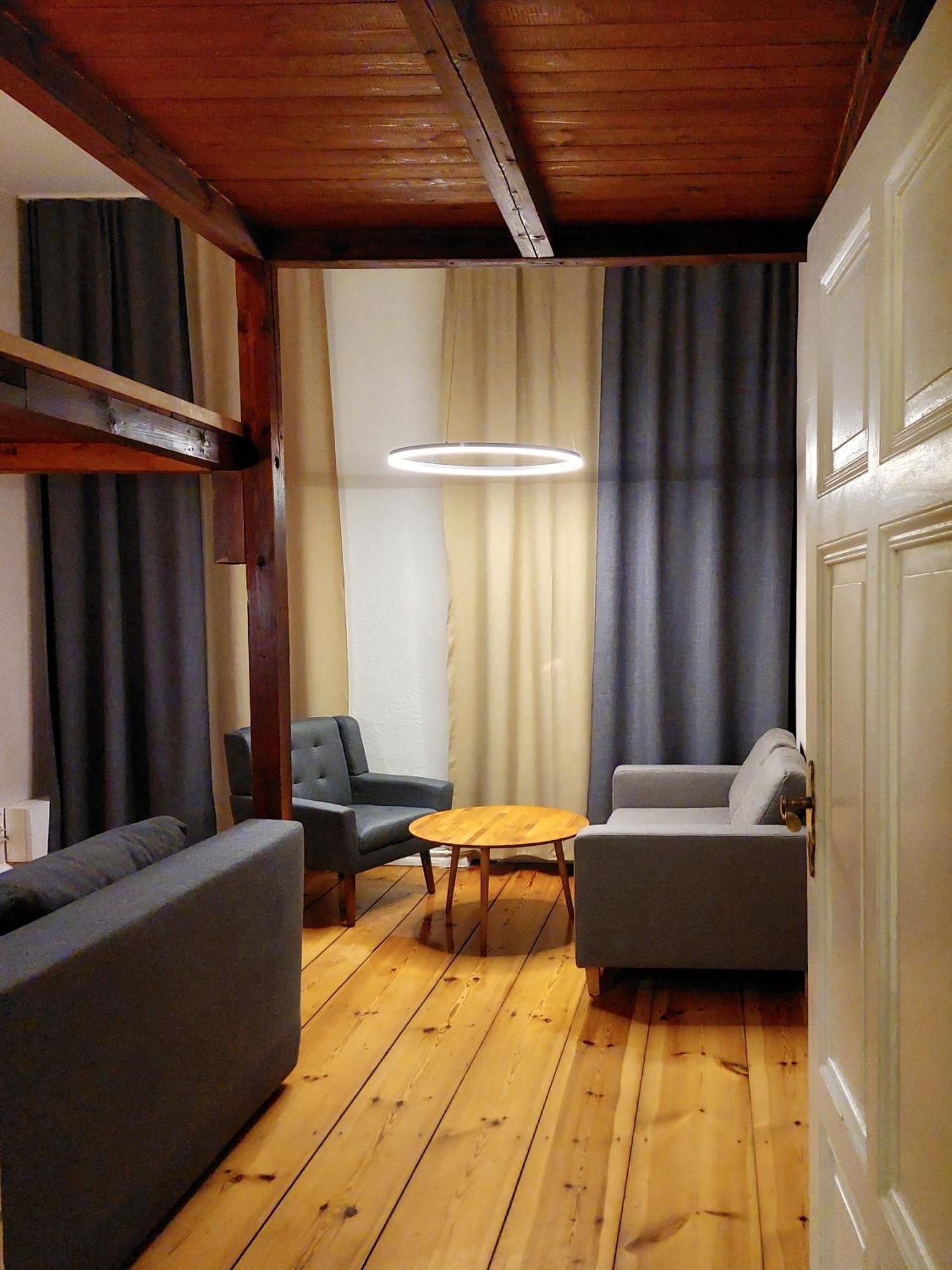 Ruhige Ferienwohnung In Kreuzberg Berlín Exterior foto